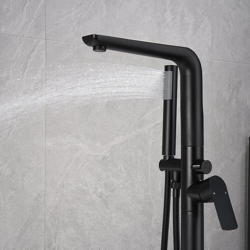 Hetofy 2 Handle Freestanding Tub Faucet with Handshower in Matte Black