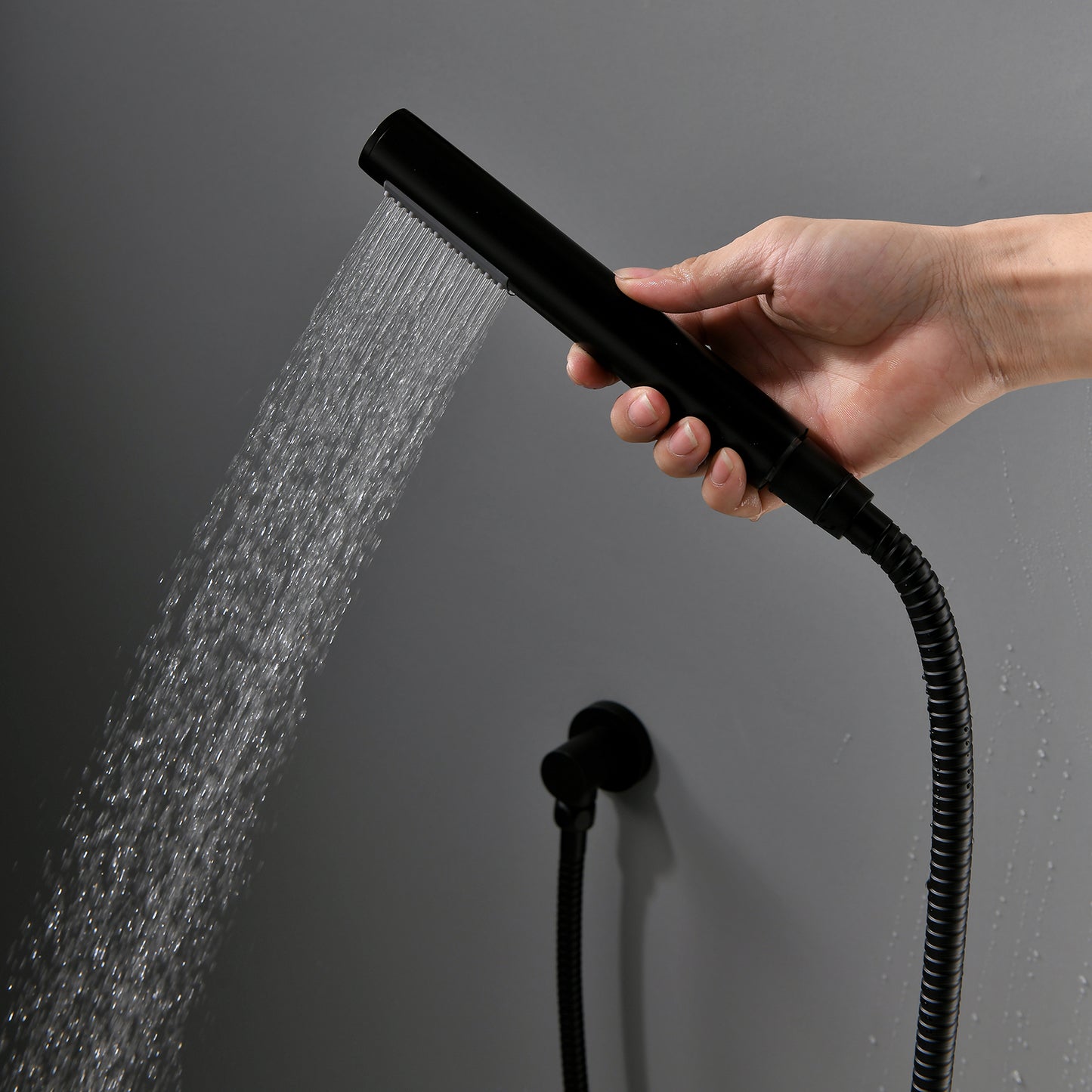 Gero 10 In 2-Spray Shower System with Handheld Shower in Matte Black